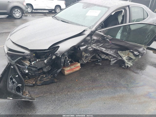 2021 TOYOTA CAMRY 4T1G11AK4MU531388 Photo 5