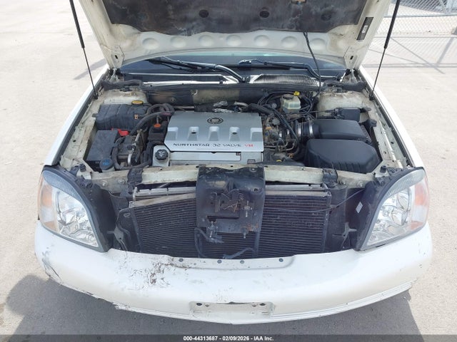 44313687 :رقم المزاد ، 1G6KE57Y0YU233046 vin ، 2000 Cadillac Deville Dhs مزاد بيع