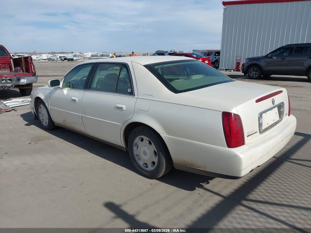 44313687 :رقم المزاد ، 1G6KE57Y0YU233046 vin ، 2000 Cadillac Deville Dhs مزاد بيع