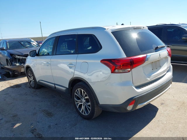 2016 MITSUBISHI OUTLANDER JA4AZ3A36GZ060451 Photo 2