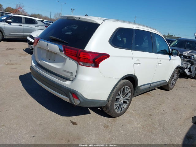 2016 MITSUBISHI OUTLANDER JA4AZ3A36GZ060451 Photo 3