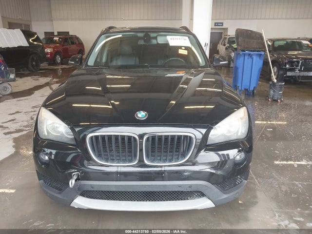 2014 Bmw X1 Xdrive28i მანქანა იყიდება აუქციონზე, vin: WBAVL1C51EVY24462, აუქციონის ნომერი: 44313750