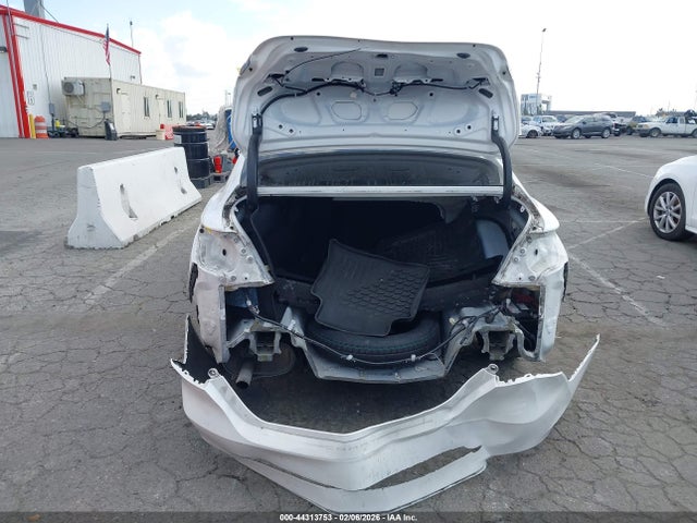 4T1B31HK3KU007382 Toyota Camry Hybrid Le