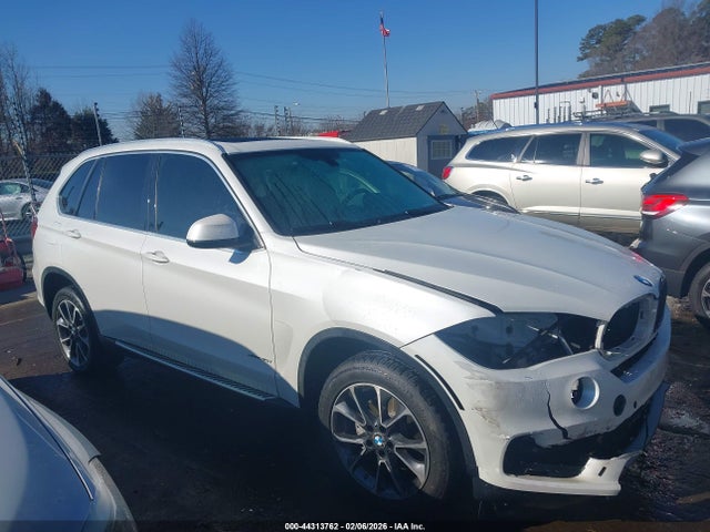 Продаж на аукціоні авто 2017 Bmw X5 Xdrive35i, vin: 5UXKR0C38H0V80578, номер лоту: 44313762
