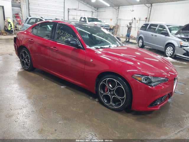 2024 ALFA ROMEO GIULIA ZARFANBN9R7680455