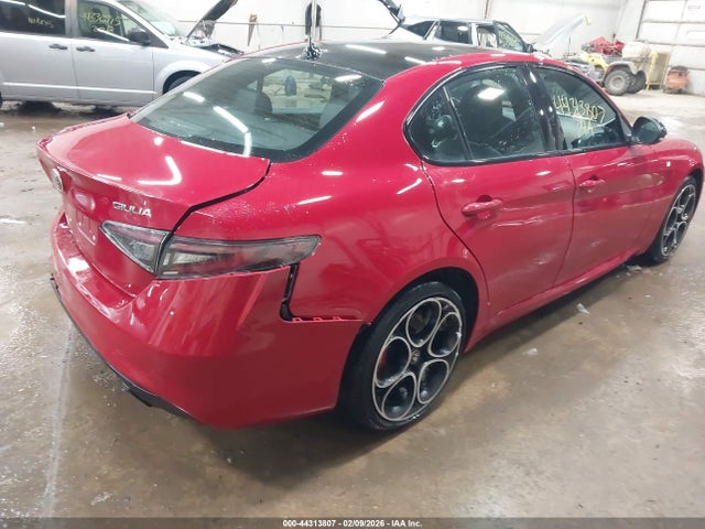 2024 ALFA ROMEO GIULIA ZARFANBN9R7680455 Photo 3