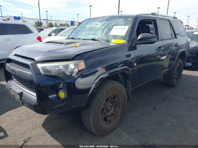 Toyota 4runner Trd Pro 2015 JTEBU5JRXF5263921 Image 2