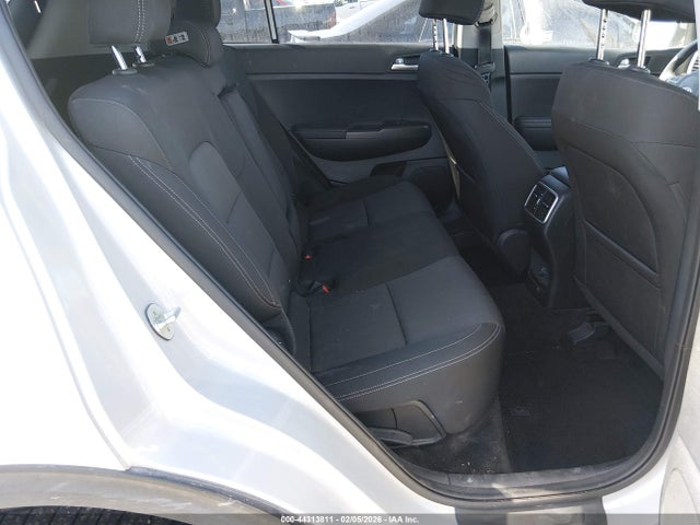 Продажа на аукционе авто 2020 Kia Sportage Lx, vin: KNDPM3AC5L7718586, номер лота: 44313811