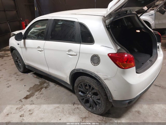 2017 MITSUBISHI OUTLANDER SPORT JA4AR3AUXHZ059152 Photo 2