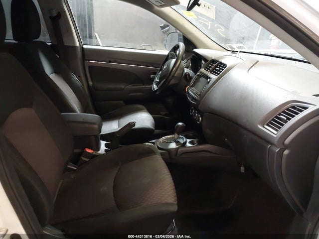 2017 MITSUBISHI OUTLANDER SPORT JA4AR3AUXHZ059152 Photo 4