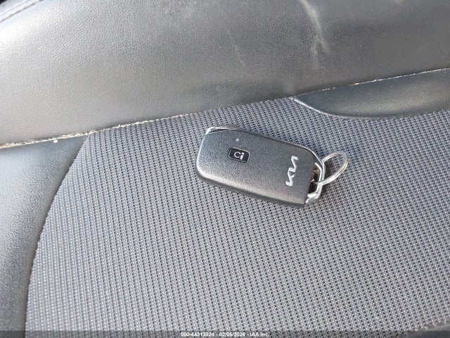 5XXG64J23NG130946 KIA K5 Gt-line