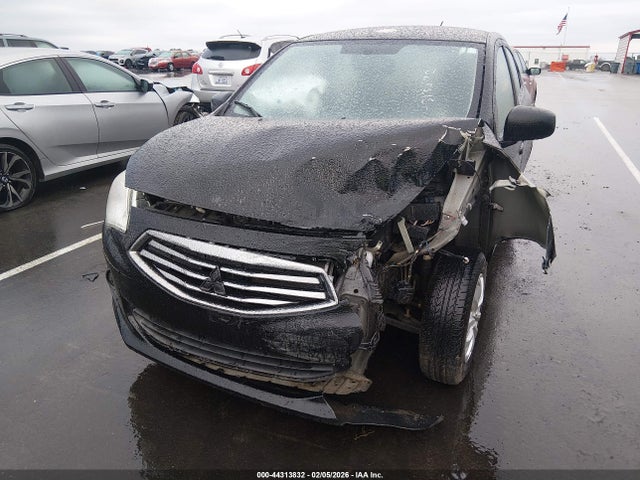 2017 MITSUBISHI MIRAGE G4 ML32F3FJ6HH000481 Photo 5