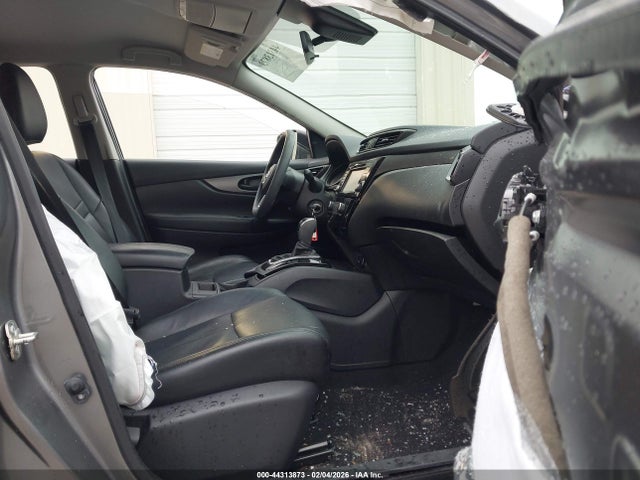 JN1BJ1AV5MW305280 Nissan Rogue Sport S Fwd Xtronic Cvt