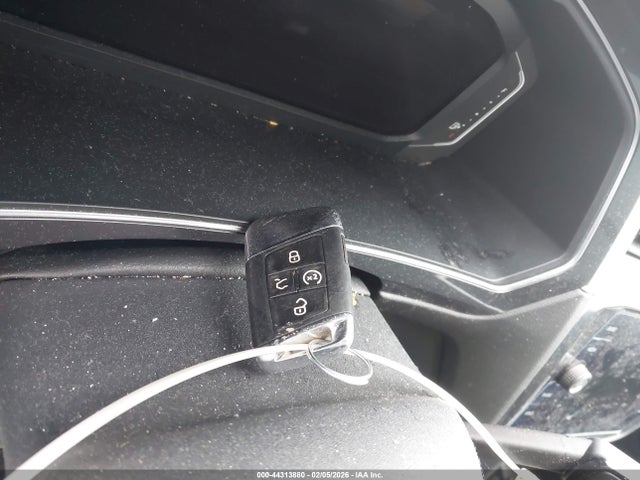 44313880 :رقم المزاد ، 3VV3B7AXXLM064075 vin ، 2020 Volkswagen Tiguan 2.0t Se/2.0t Se R-line Black/2.0t Sel مزاد بيع