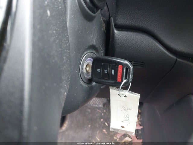 7FARW5H39HE000646 Honda CR-V LX