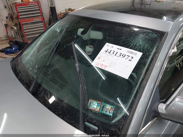 2010 AUDI A5 WAUCKAFRXAA035107 Photo 5