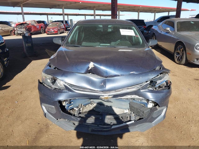 1G1ZC5ST9HF236831 Chevrolet Malibu 1fl
