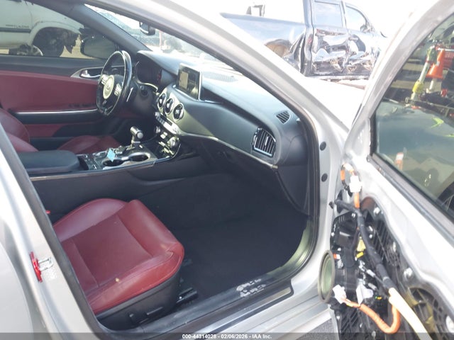 2018 KIA STINGER KNAE45LCXJ6018109 Photo 4