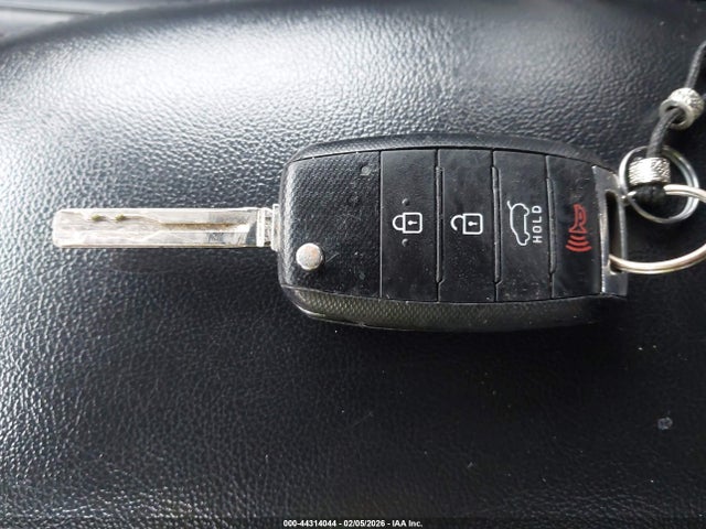 2018 KIA SOUL KNDJN2A24J7901883 Photo 10