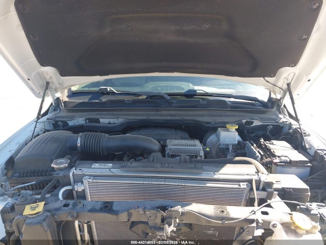 1C6RREJT9LN346453 RAM 1500 Laramie 4x2 5&#039;7 Box