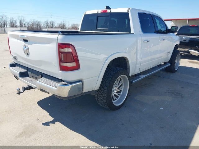 1C6RREJT9LN346453 RAM 1500 Laramie 4x2 5&#039;7 Box