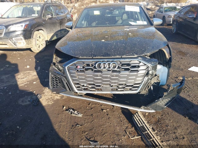 Продаж на аукціоні авто 2024 Audi S3 Premium Plus Tfsi Quattro S Tronic, vin: WAUH3DGY9RA055547, номер лоту: 44314054