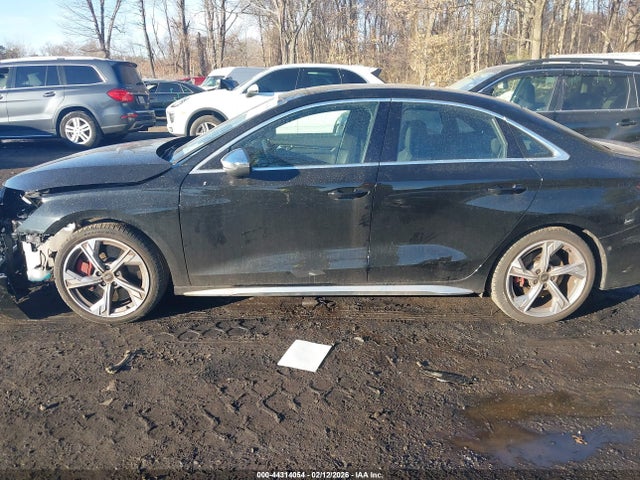 Продаж на аукціоні авто 2024 Audi S3 Premium Plus Tfsi Quattro S Tronic, vin: WAUH3DGY9RA055547, номер лоту: 44314054