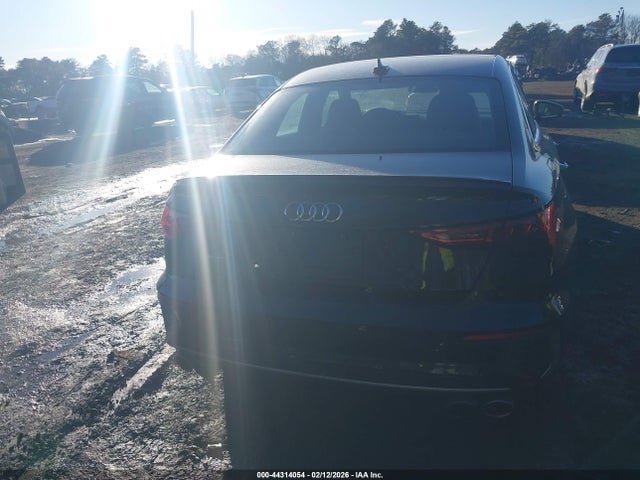 Продаж на аукціоні авто 2024 Audi S3 Premium Plus Tfsi Quattro S Tronic, vin: WAUH3DGY9RA055547, номер лоту: 44314054
