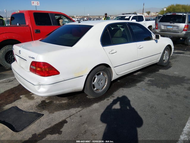 2002 LEXUS LS 430 JTHBN30F520054038 Photo 3