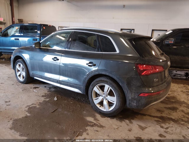 2019 AUDI Q5 WA1BNAFY2K2122566 Photo 2
