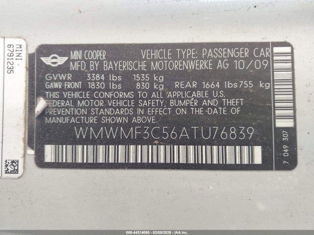 2010 MINI COOPER WMWMF3C56ATU76839 Photo 8