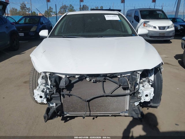 4T1B11HK9KU788379 Toyota CAMRY SE