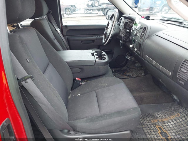 2011 CHEVROLET SILVERADO 1500 1GCRKSE34BZ321375 Photo 4