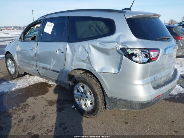 1GNKVFKD5HJ142242 Chevrolet Traverse Ls