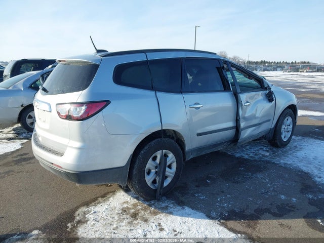 1GNKVFKD5HJ142242 Chevrolet Traverse Ls