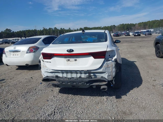 KIA Forte Lxs 2021 3KPF24AD2ME352927 Image 16