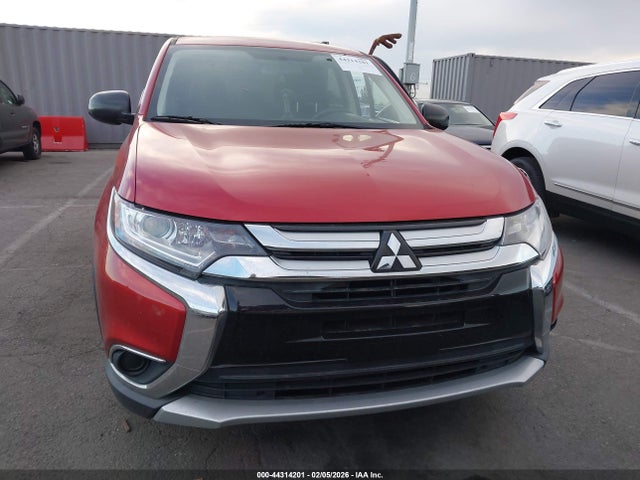 JA4AD2A32JZ046787 Mitsubishi Outlander Es