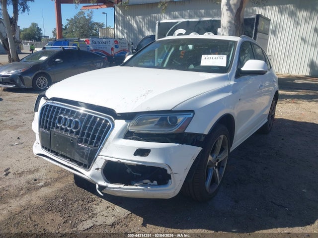 2014 AUDI Q5 WA1DGAFP6EA033930 Photo 1