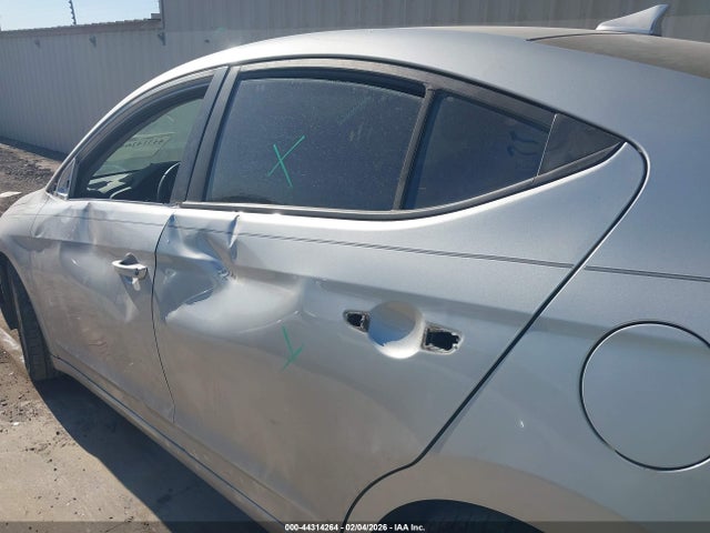2019 HYUNDAI ELANTRA 5NPD84LF8KH454682 Photo 5
