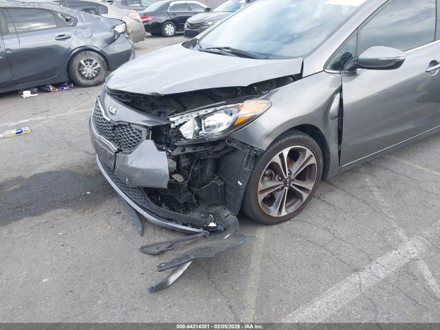 2016 KIA FORTE KNAFX5A82G5503711 Photo 5