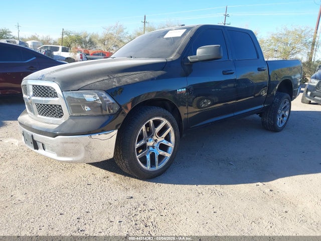 3C6RR7LT4KG630072 RAM 1500 Classic Slt 4x4 5&#039;7 Box
