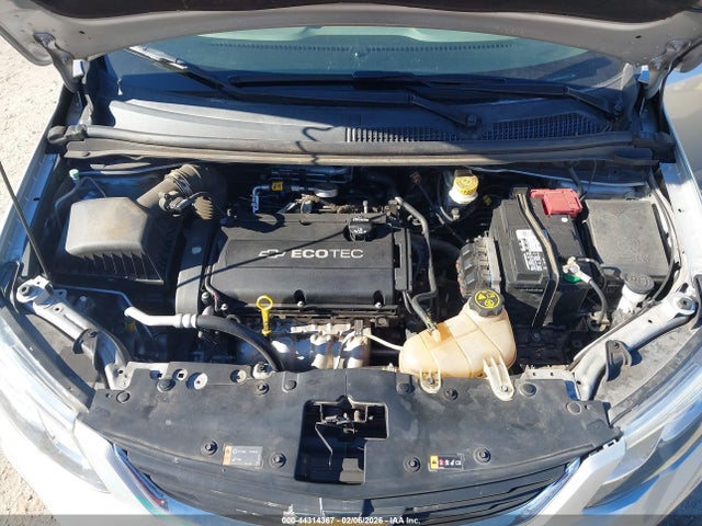 Chevrolet Sonic Lt Auto 2018 1G1JD5SHXJ4131707 Image 10