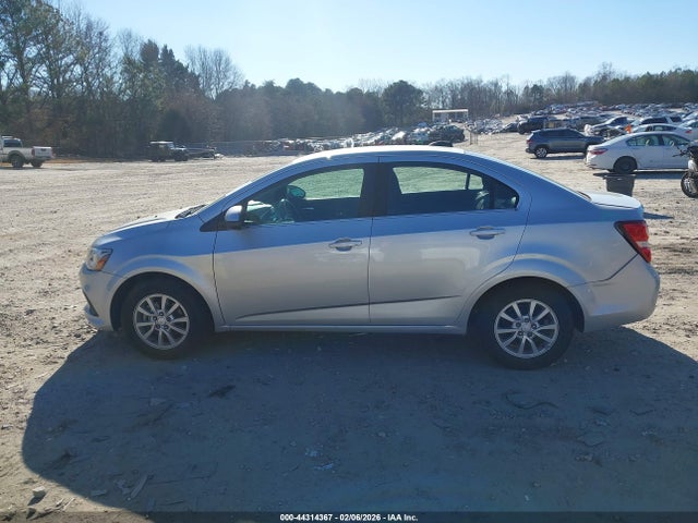 Chevrolet Sonic Lt Auto 2018 1G1JD5SHXJ4131707 Image 14