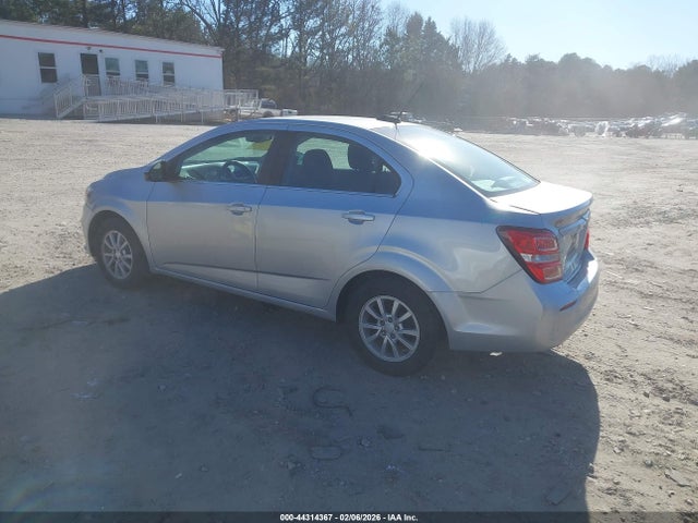 Chevrolet Sonic Lt Auto 2018 1G1JD5SHXJ4131707 Image 3
