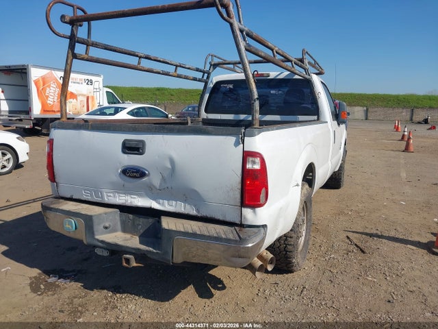 2011 FORD F-250 1FTBF2AT7BEB25076 Photo 3