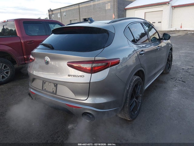ZASPAKBN4L7C83179 Alfa Romeo Stelvio Ti Sport Awd