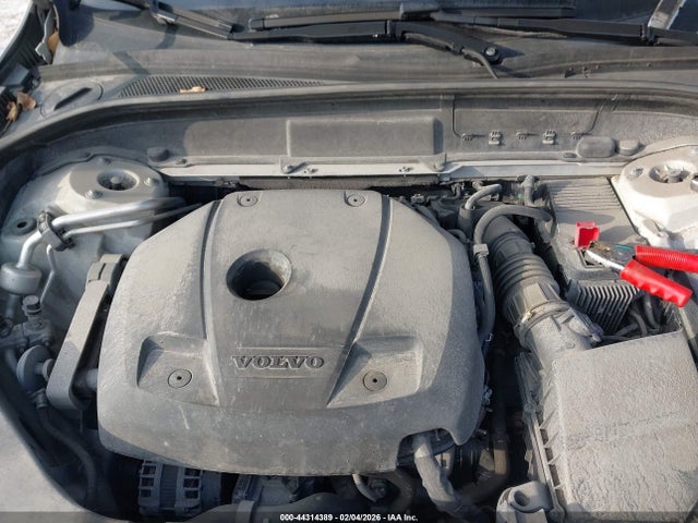 44314389 :رقم المزاد ، LYVA22RK6JB069102 vin ، 2018 Volvo Xc60 T6 Momentum مزاد بيع