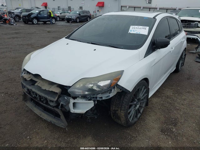 Ford FOCUS ST 2014 1FADP3L96EL454614 Image 2