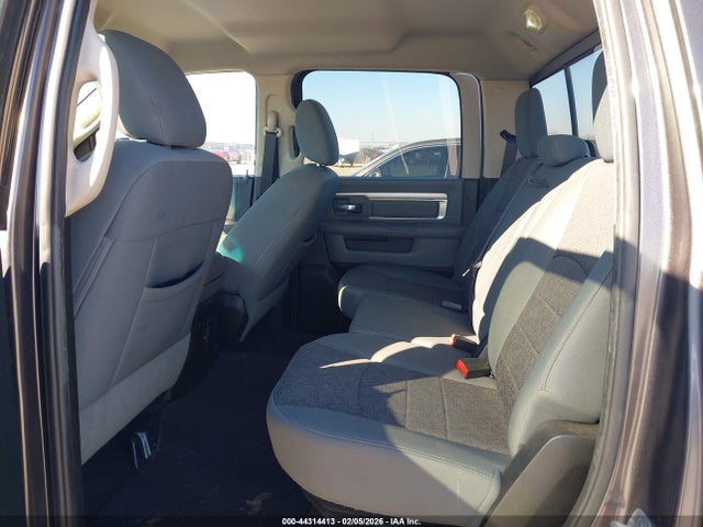 2015 RAM 1500 1C6RR6LT0FS554519 Photo 7