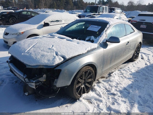 2011 AUDI A5 WAULFAFR8BA041431 Photo 1